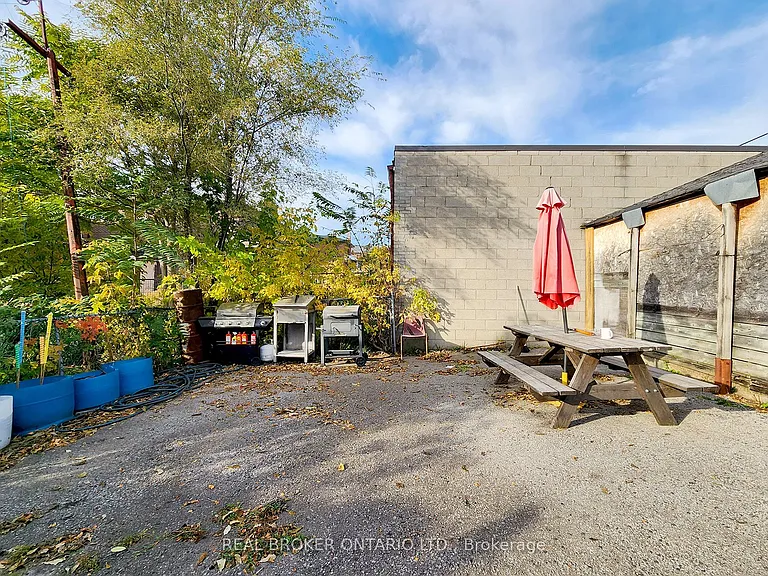 388 Winona Dr #1 — Photo 15
