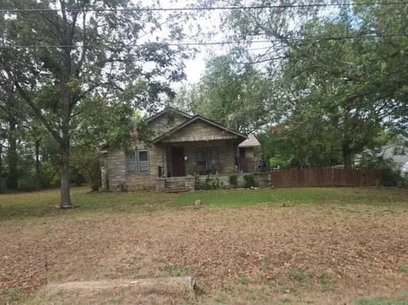 910 W McRae Ave, Searcy, AR 72143