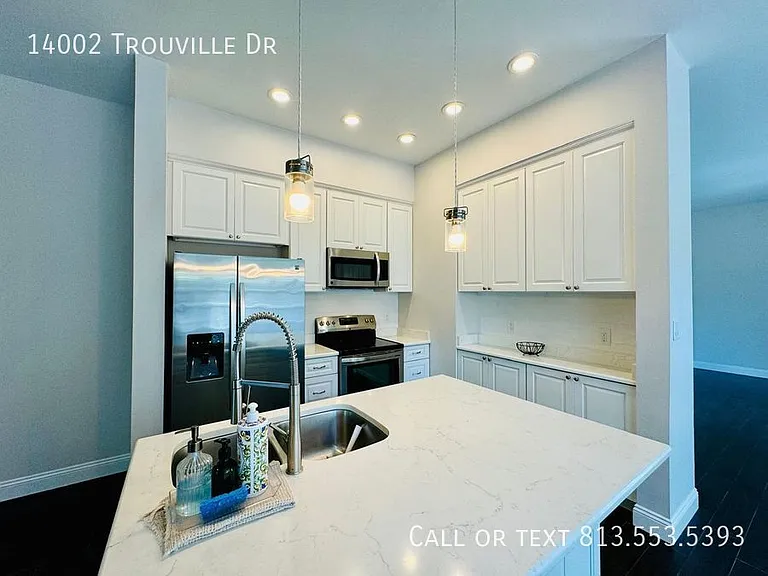 14002 Trouville Dr — Photo 15