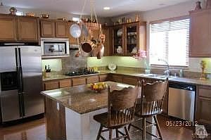 3rd image of 2026 Mission Hills Dr