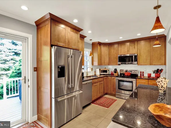2805 Sturbridge Ct, Sinking Spring, PA 19608