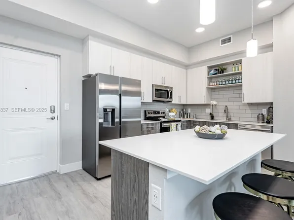 9251 NW 57th St, Fort Lauderdale, FL