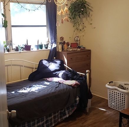 4th image of 173 38th Ave SE #175