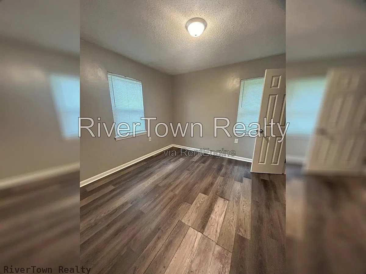 2 bed, 1.0 bath, $795 — Photo 2