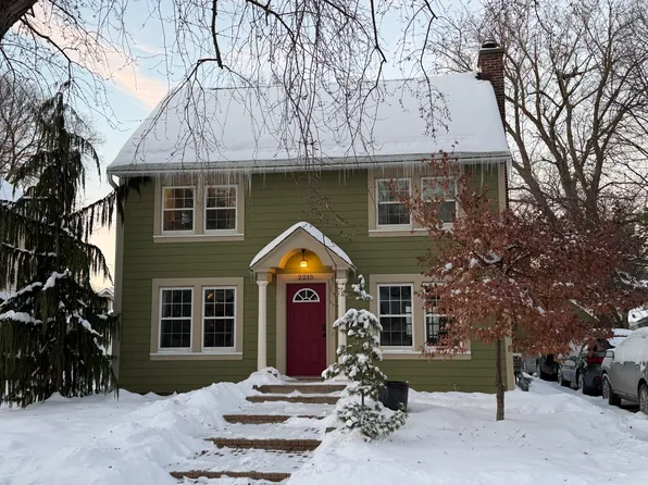 2215 Storm St, Ames, IA 50014