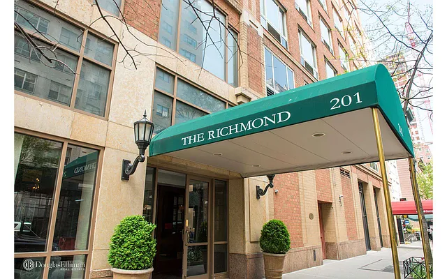 Sold by Douglas Elliman | media 15