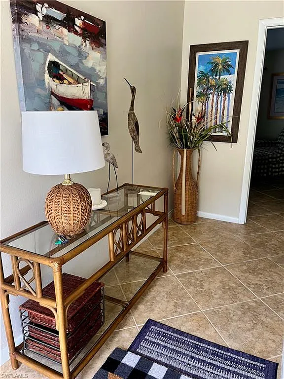 2 bed, 2.0 bath, 1270 sqft, $5,000 — Photo 3