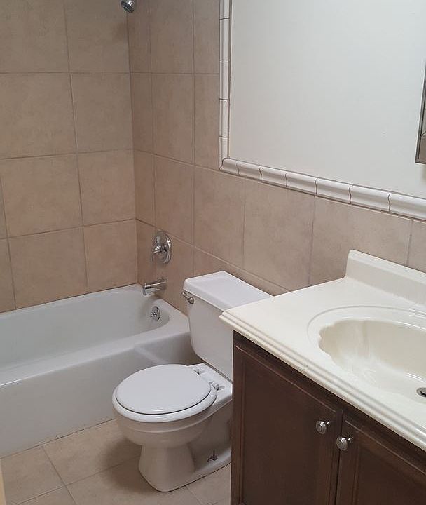 2nd image of 5759 Arlington Rd APT 2