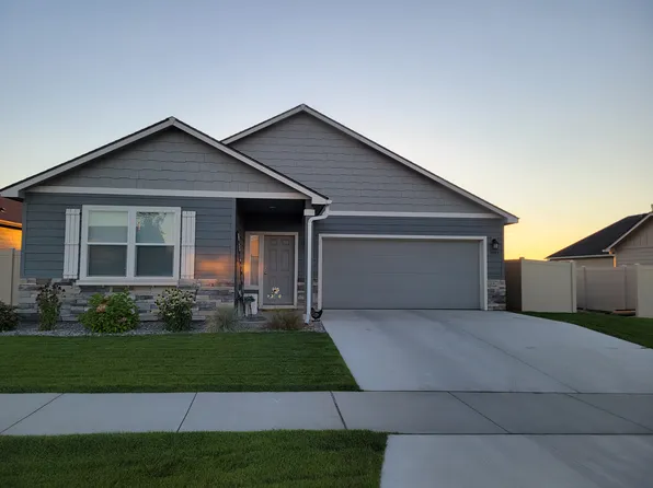 3983 N June Bug St, Post Falls, ID 83854