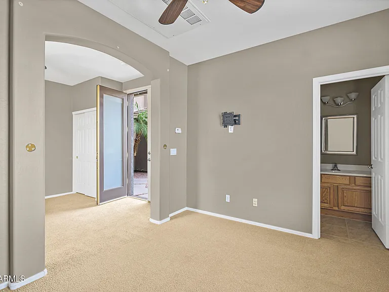4129 E Clubview Dr — Photo 17