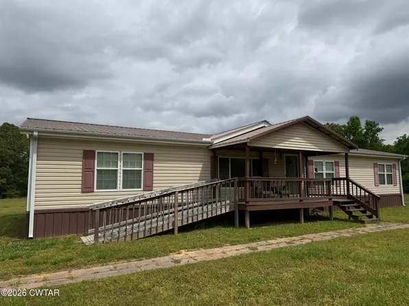 135 Green Acres Ln, Jacks Creek, TN 38347