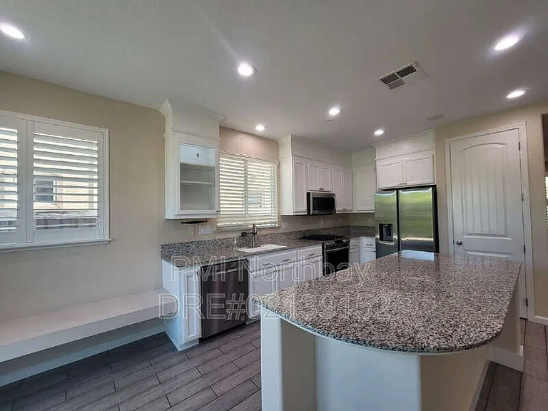 308 Aster St — Photo 6