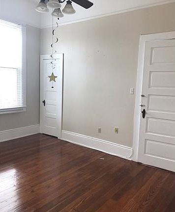 3rd image of 4100 S Liberty St
