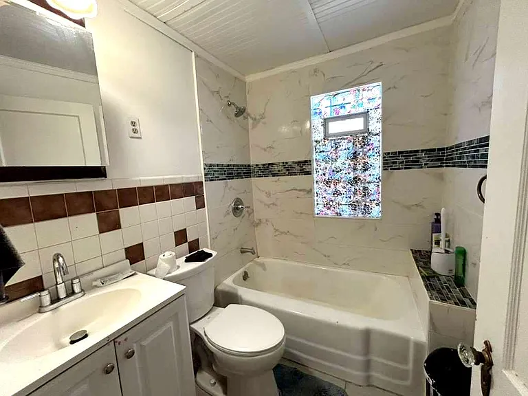 2 Rowan Rd #1 — Photo 11