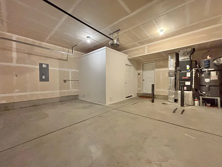 8316 N James Ct — Photo 16