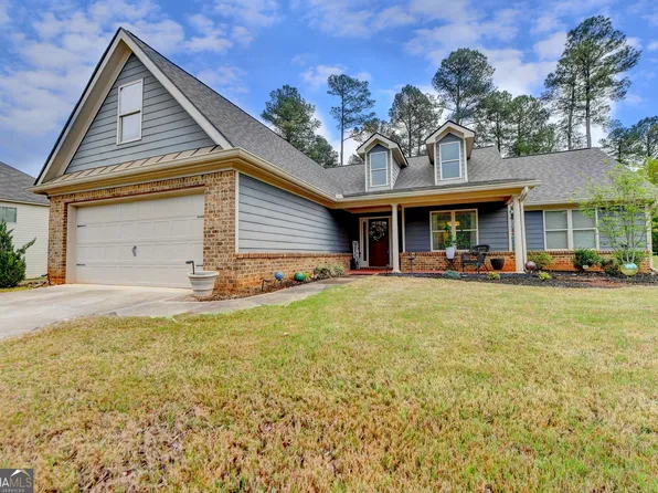 184 Woodpecker Point, Danielsville, GA 30633