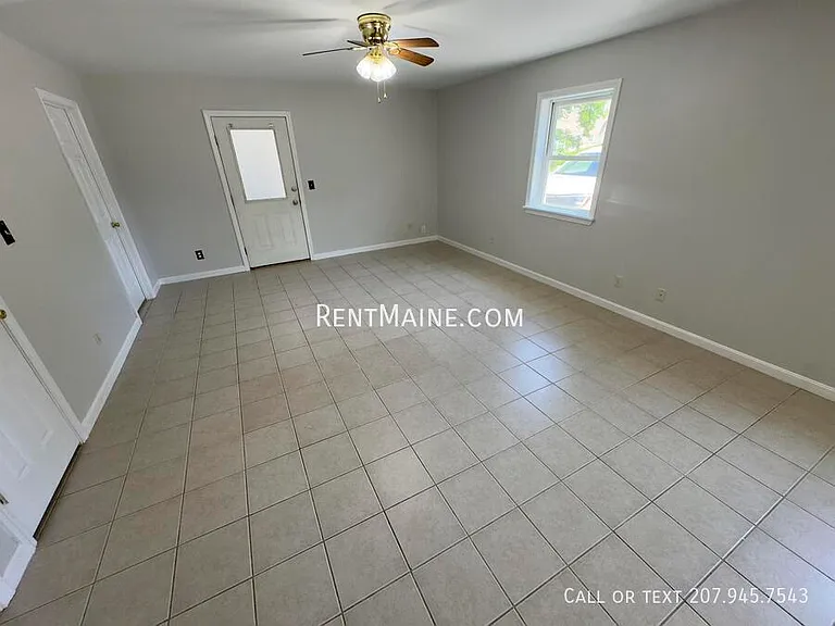 1835 Hammond St #1 — Photo 6