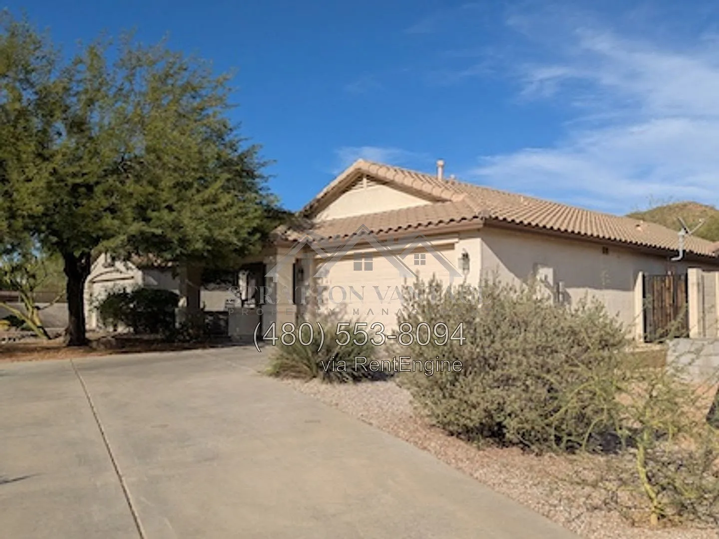 4 bed, 2.0 bath, 1761 sqft, $2,600 — Photo 1