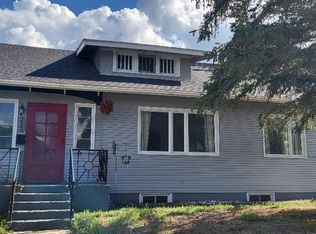 222 E Maple St, Rawlins, WY 82301
