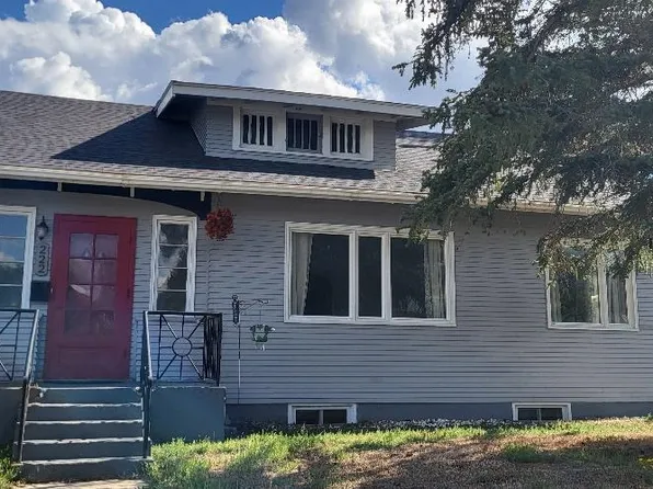 222 E Maple St, Rawlins, WY 82301