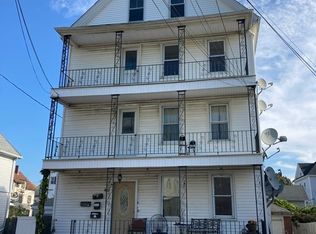 82 Crapo St #3, New Bedford, MA 02740
