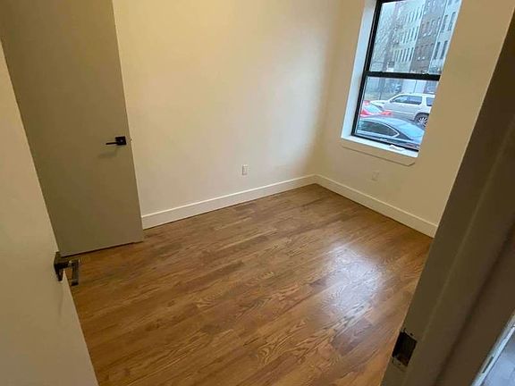 2nd image of 1068 Putnam Ave #1N