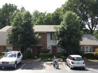 2729 Cottage Pl, Greensboro, NC 27455