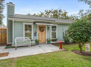 719 17th St, Pt Royal, SC 29935