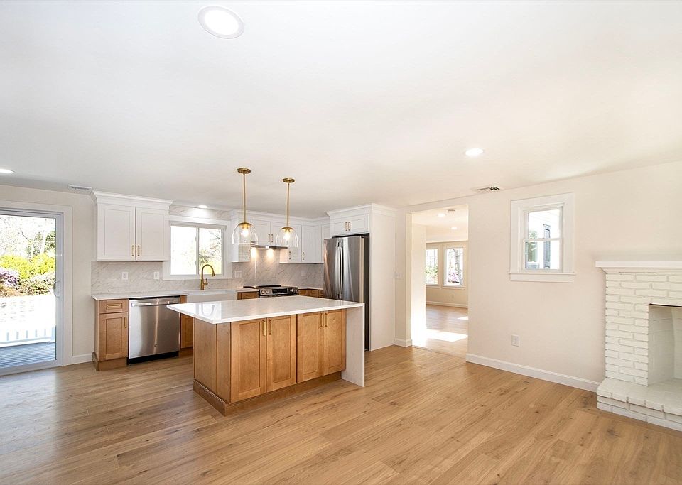 1st image of 1066 Millstone Rd
