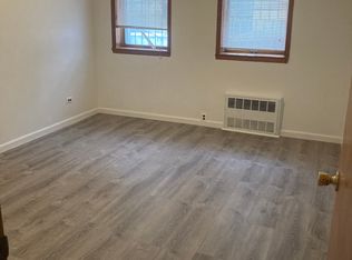 1712 W 5th St #1, Brooklyn, NY 11223