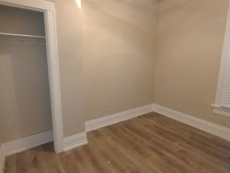 2010-2014 W Pierce St 2014 — Photo 6