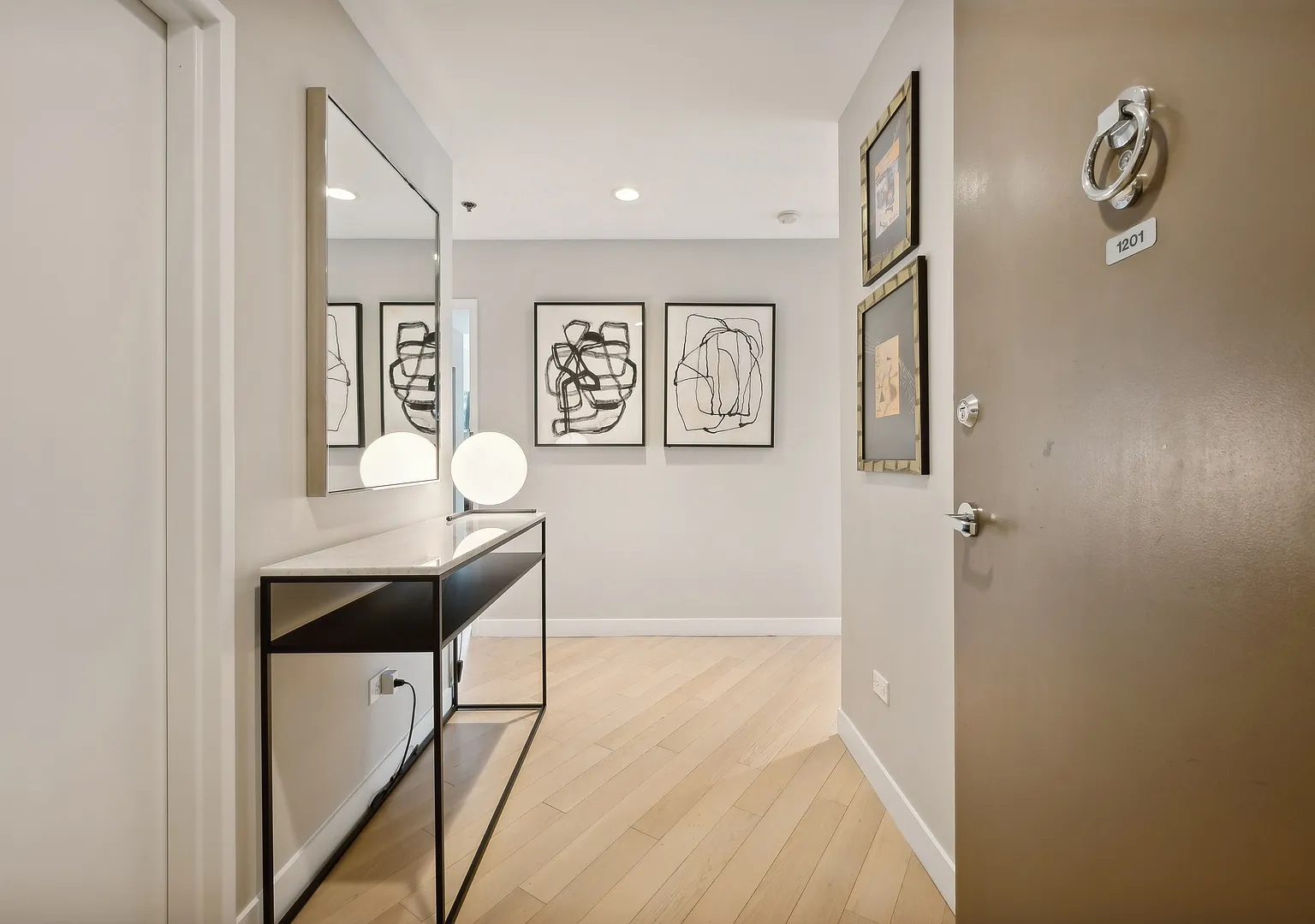 3 bed, 2.5 bath, 1770 sqft, $6,750 — Photo 2