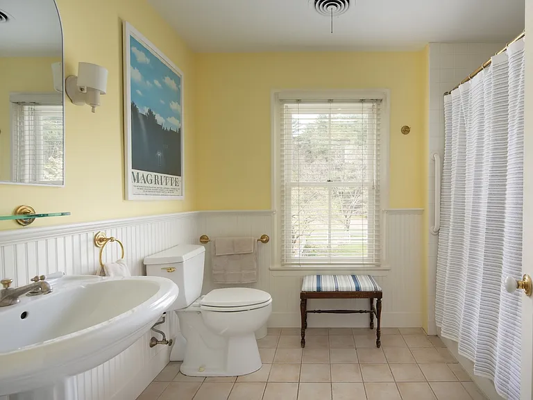 1430 Salisbury Rd — Photo 20