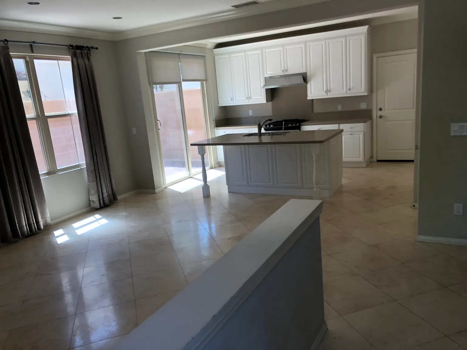 3 bed, 1616 sqft, $4,200 — Photo 2