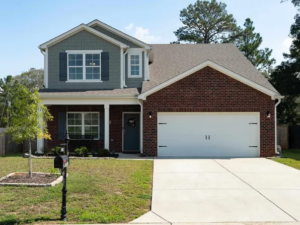 921 Saffron Dr, Leeds, AL 35094