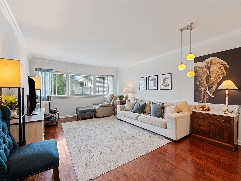 1st image of 1900 Richard Jones Rd APT B212
