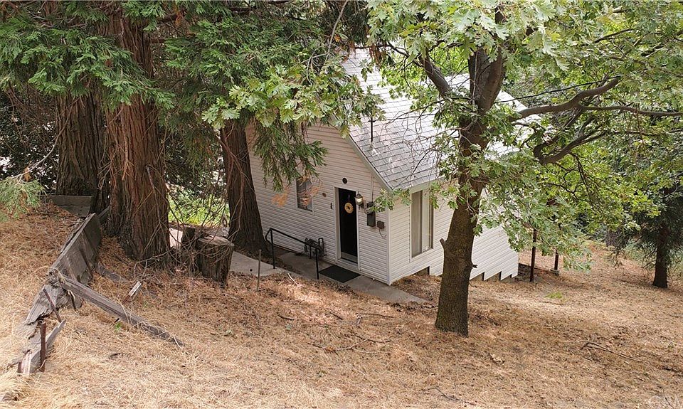 1st image of 409 Mozumdar Dr