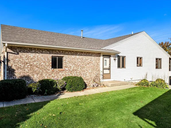 871 Bayou Dr SW, Byron Center, MI 49315