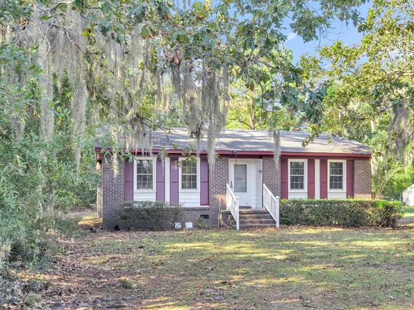 1203 Happyland Blvd, Mount Pleasant, SC 29466