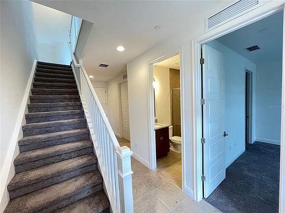 5th image of 9850 Bucklow Hill Dr