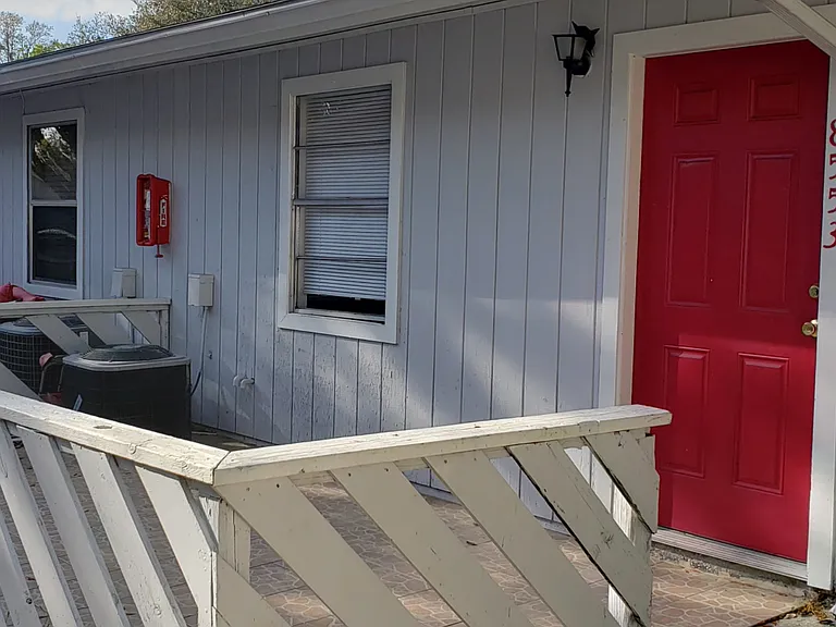 Channel View Condos — Photo 1