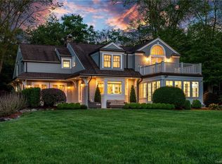 30 Bisbee Ln, Bedford Hills, NY 10507