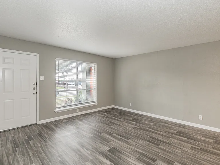 Chapel Creek Apartments — Photo 74