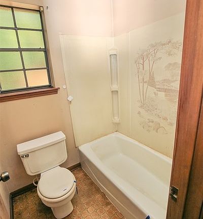 2nd image of 10415 Welcome Heights Dr