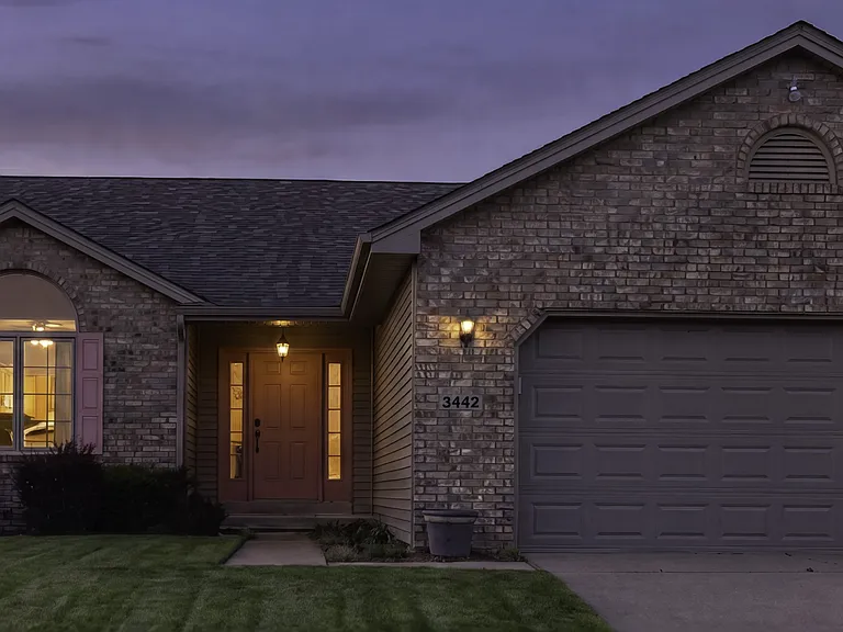 3442 Berkdale Dr — Photo 1