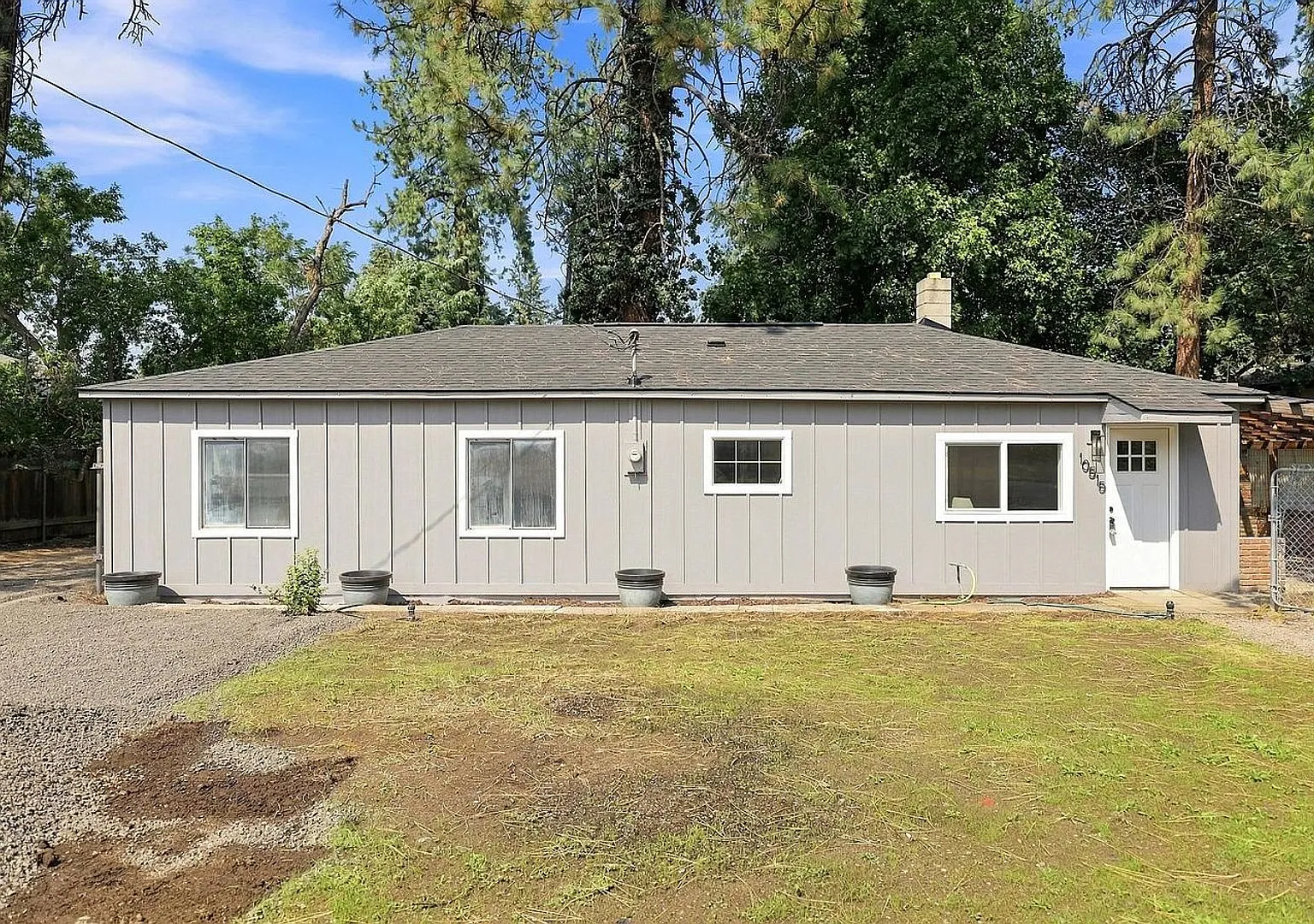 Newly Remodeled 4 bedroom, 2 bathroom home in Spokane Valley Available Now! — Photo 1