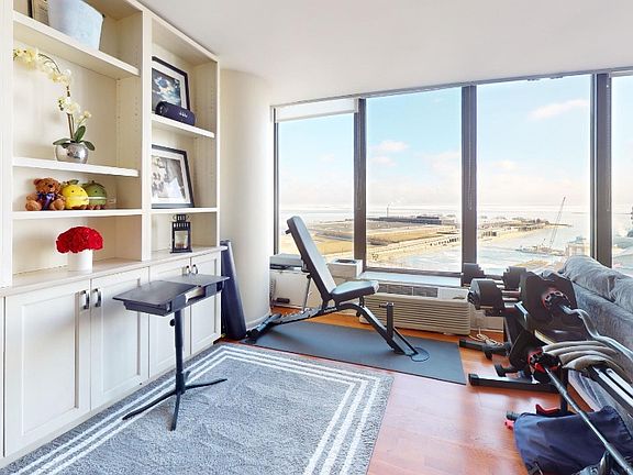 3rd image of 505 N Lake Shore Dr APT 1507