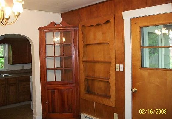 5th image of 79 Franklin Ave