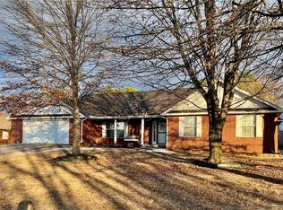 1960 S Fescue Ct, Fayetteville, AR 72701