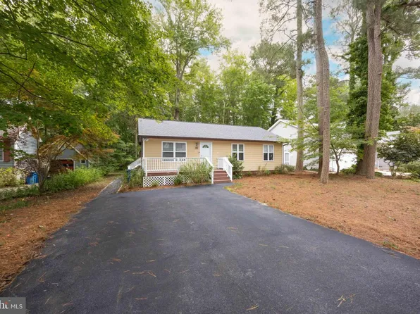 38 Fairway Ln, Berlin, MD 21811